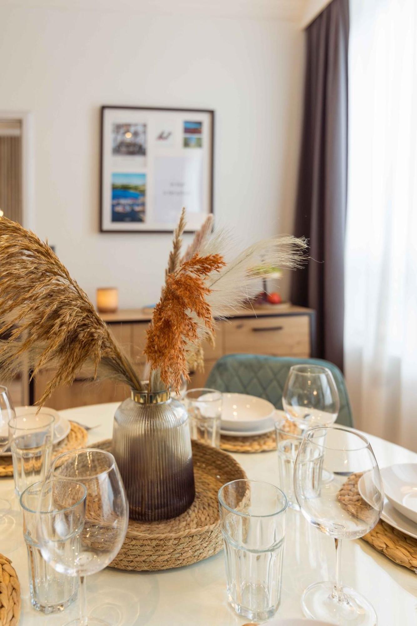 Schillerapartment Hof, Kueche, 24H Digital-Checkin, Parkplatz, Wlan250Mbit โฮฟ ภายนอก รูปภาพ